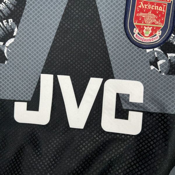 Retro Arsenal 1994/95 Goalkeeper Long Sleeve Jersey - Image 4