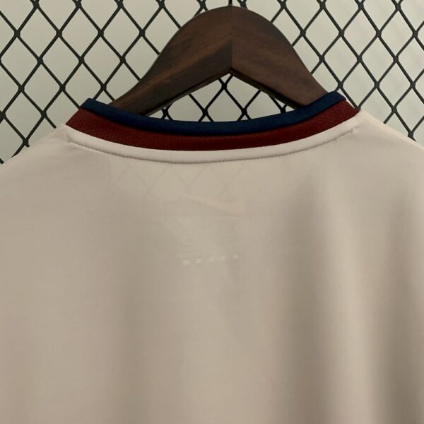 Retro Barcelona 1998/99 Away Jersey - Image 4
