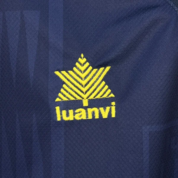 Retro Valencia CF 1996/97 Away Jersey - Image 6