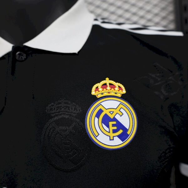 Men's Real Madrid  2025/26 Black Special Edition Jersey Player Version - Image 6