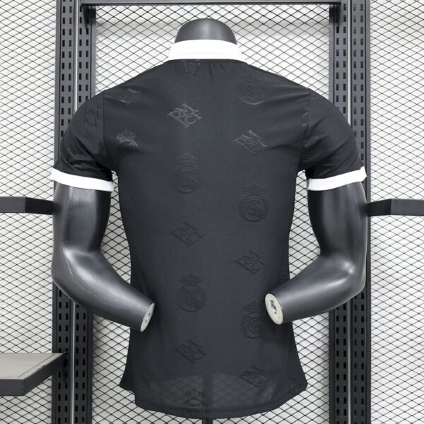 Men's Real Madrid  2025/26 Black Special Edition Jersey Player Version - Image 2