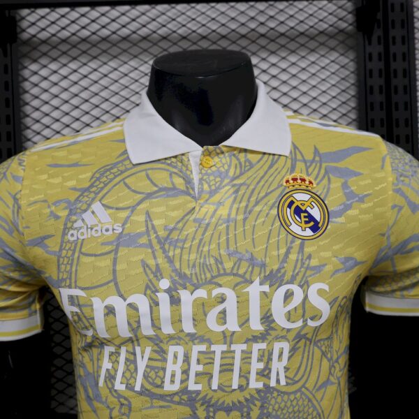 Men's Real Madrid  2025/26 Beige special edition Jersey Player Version - Image 7