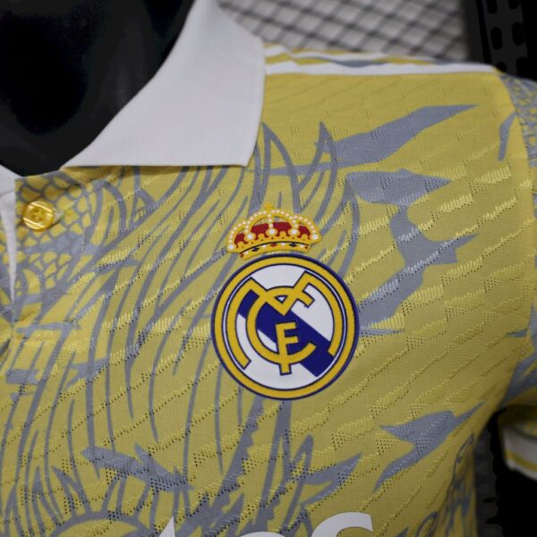 Men's Real Madrid  2025/26 Beige special edition Jersey Player Version - Image 5