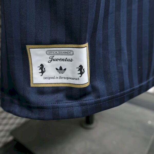 Men's Juventus 2025/26 Terrace Icons Jersey Player Version - Image 6