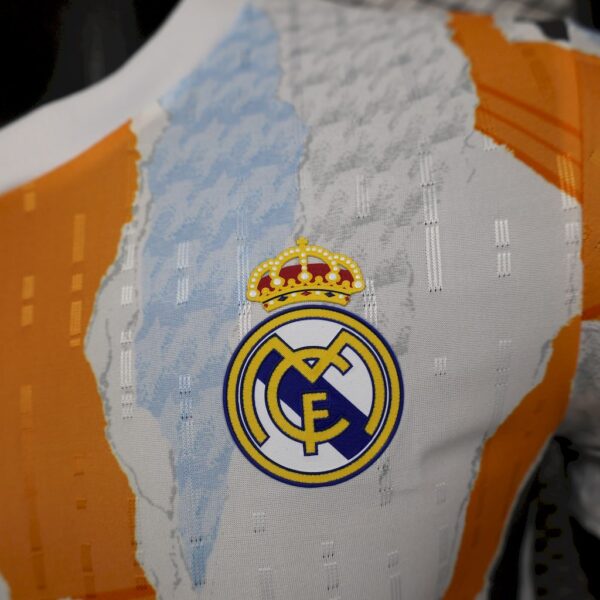 Men's Real Madrid 2024/25 Pre-Match Jersey Player Version - Image 5
