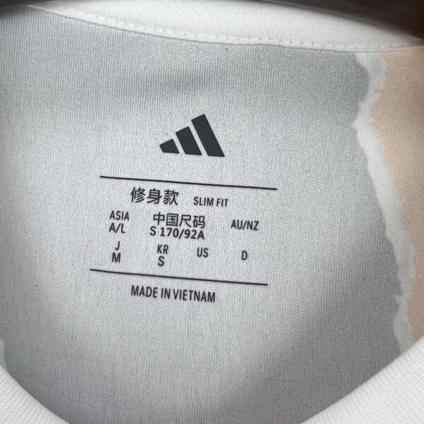 Men's Real Madrid 2024/25 Pre-Match Jersey - Image 3