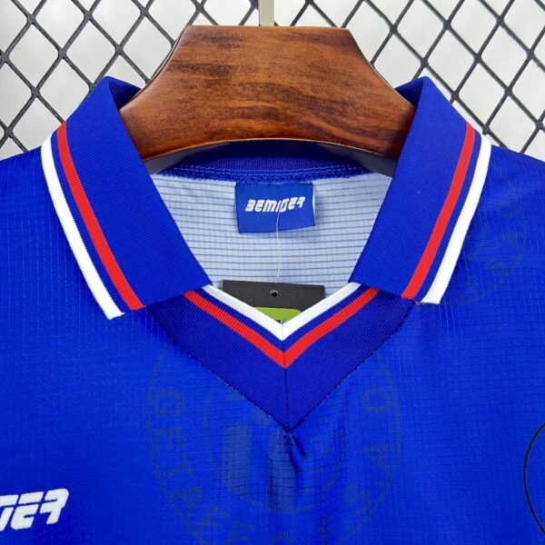 Retro Getafe Club de Futbol 1998/99 Home Jersey - Image 7