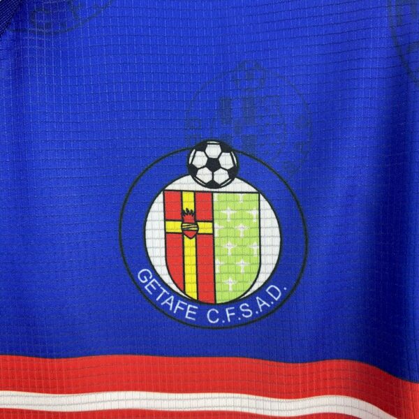 Retro Getafe Club de Futbol 1998/99 Home Jersey - Image 5
