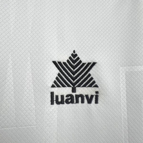 Retro Valencia CF 1996/97 Home Jersey - Image 5