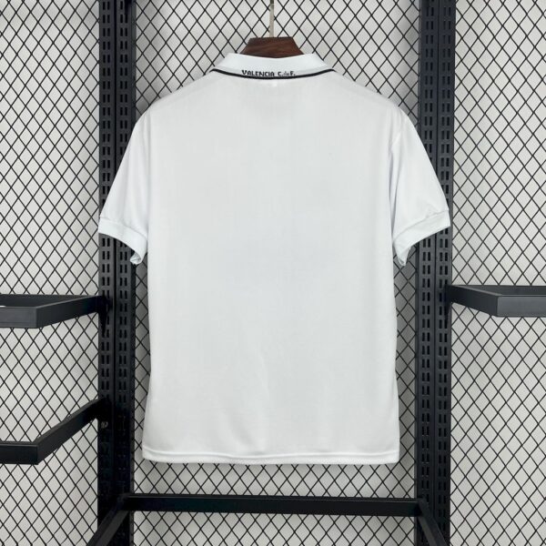Retro Valencia CF 1996/97 Home Jersey - Image 2