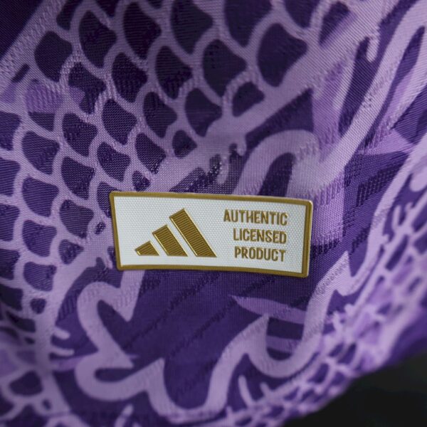 Men's Real Madrid 2025/26 Purple special edition Jersey Player Version - Image 5