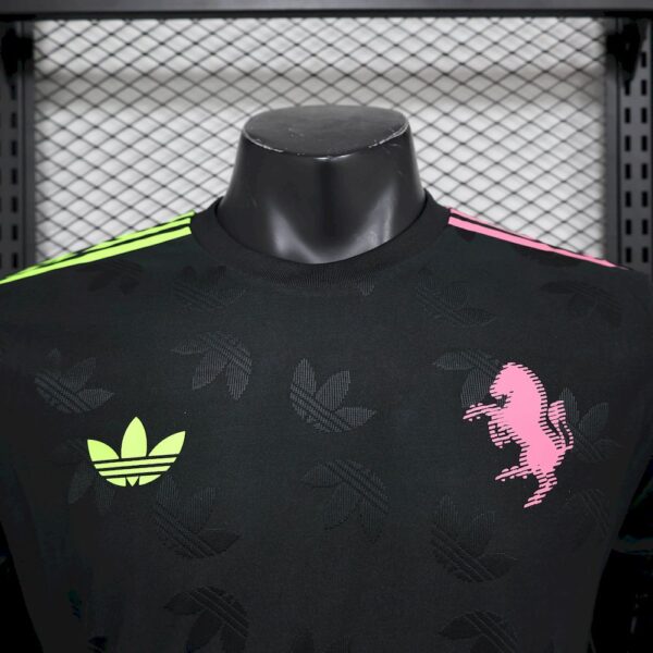 Men's Juventus 2024/25 Special Terza Maglia Jersey Player Version - Image 3