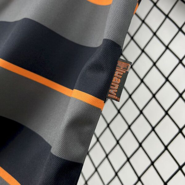 Retro Valencia CF 1999/00 Third Jersey - Image 4