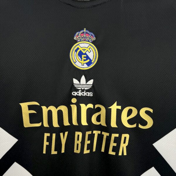 Men's Real Madrid 2025/26 Retro Special Edition Jersey - Image 8