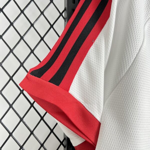 Retro Flamengo 1981 Away Jersey - Image 6