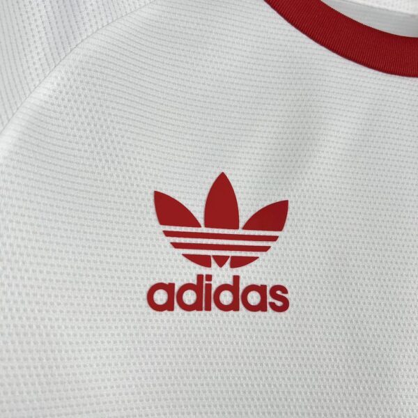 Retro Flamengo 1981 Away Jersey - Image 5