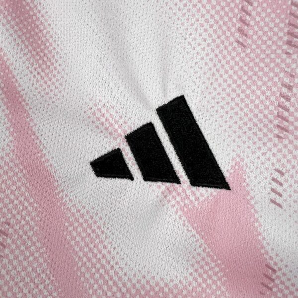 Men's Real Madrid 2024/25 Special Edition Pink White Jersey - Image 7
