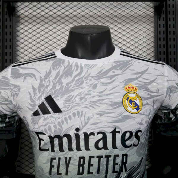 Men's Real Madrid 2025/26 Special Edition  Jersey Player Version - Image 3