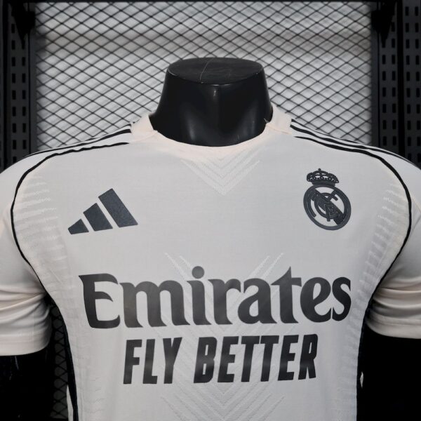 Men's Real Madrid 2024/25 Special Edition Jersey Player Version - Image 5