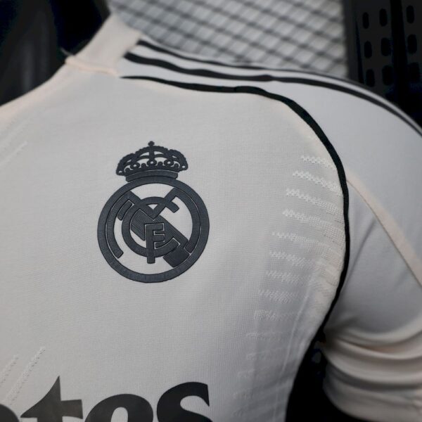 Men's Real Madrid 2024/25 Special Edition Jersey Player Version - Image 4