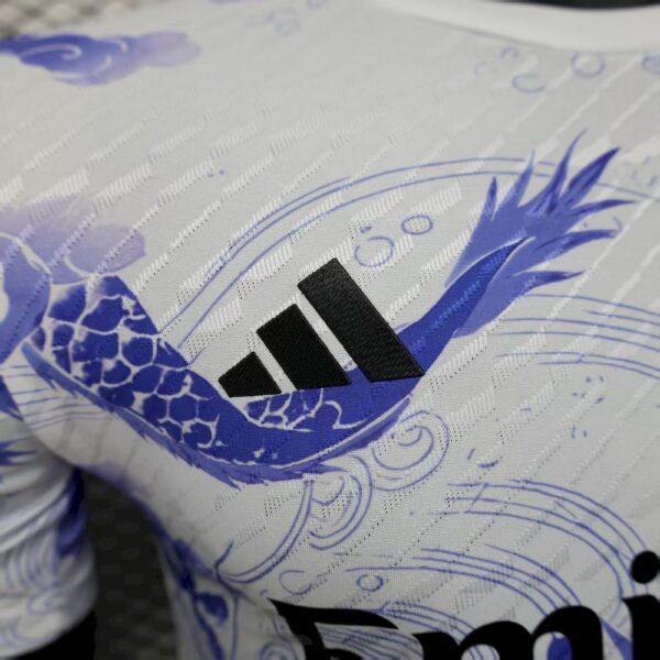 Men's Real Madrid 2025/26 Special Edition  Jersey Player Version - Image 6