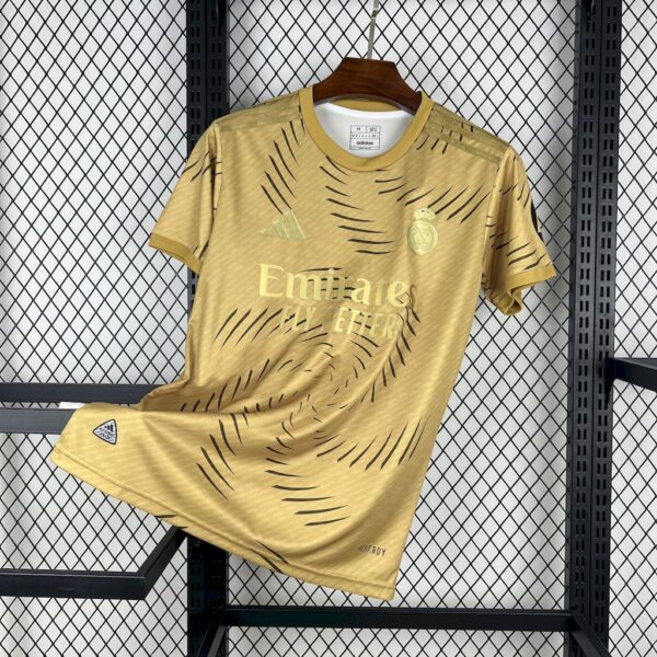 Men's Real Madrid 2025/26 Training Gold Jersey