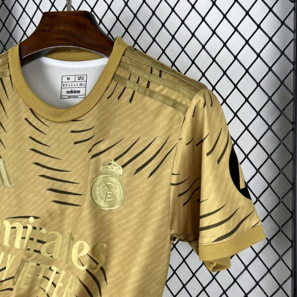 Men's Real Madrid 2025/26 Training Gold Jersey - Image 5