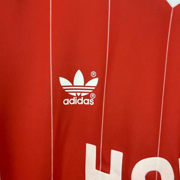Retro Hamburger SV 1983/84 Away Jersey - Image 6