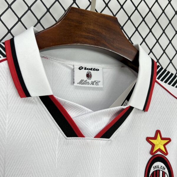 Retro AC Milan 1997/98 Away Jersey - Image 10