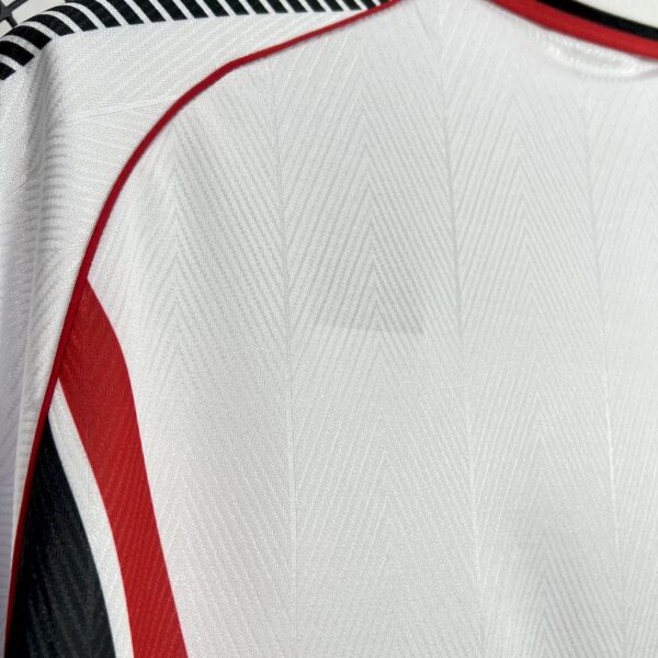 Retro AC Milan 1997/98 Away Jersey - Image 4