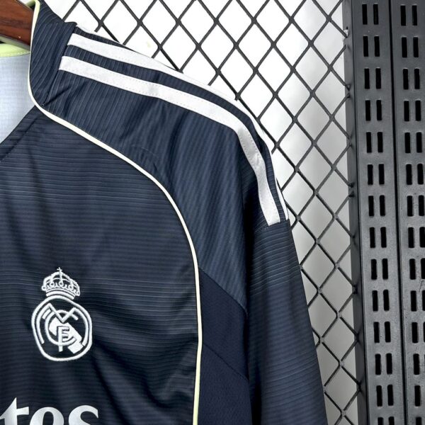 Men's Real Madrid 2025/26 Away Long Sleeves Jersey - Image 4