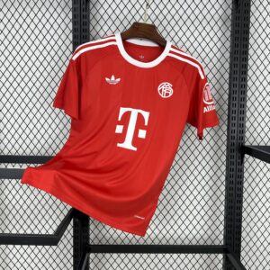 Men's Bayern Munich 2025/26 Goalkeeper Jersey