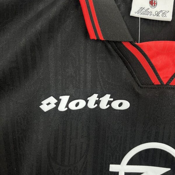 Retro AC Milan 1997/98 Third Jersey - Image 7