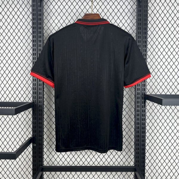 Retro AC Milan 1997/98 Third Jersey - Image 2