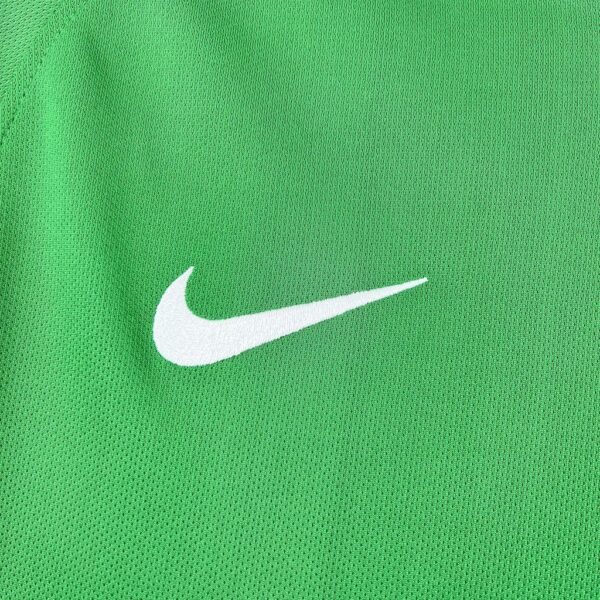 Retro Wolfsburg 2008/09 Home Jersey - Image 6