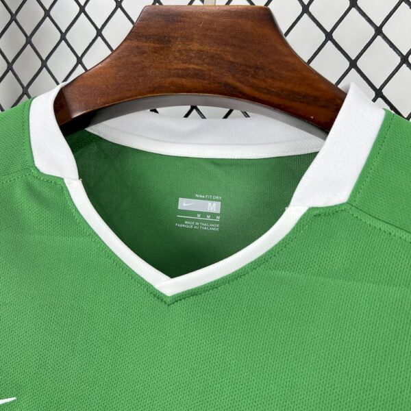 Retro Wolfsburg 2008/09 Home Jersey - Image 5