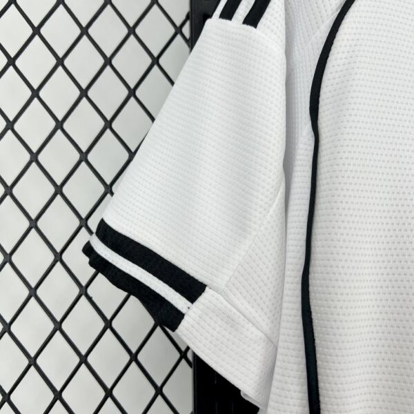 Men's Besiktas 2025/26 Home Jersey - Image 8