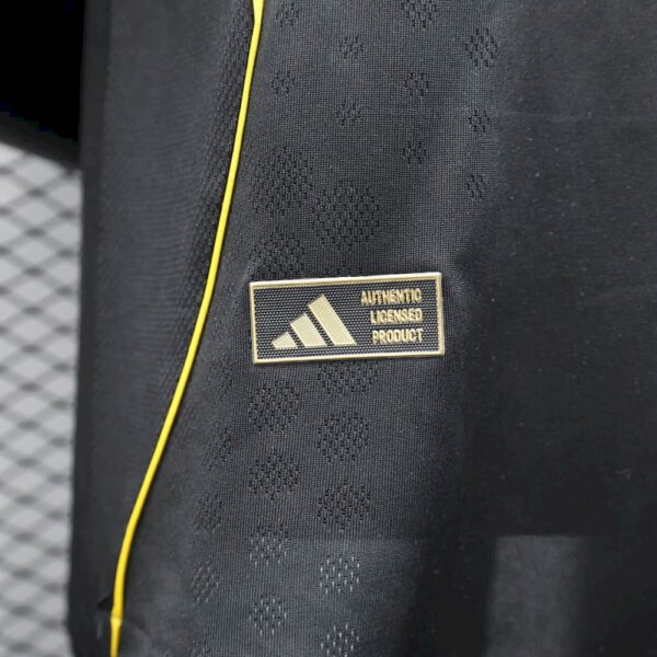 Men's Real Madrid 2025/26 Black Especial Jersey Player Version - Image 6