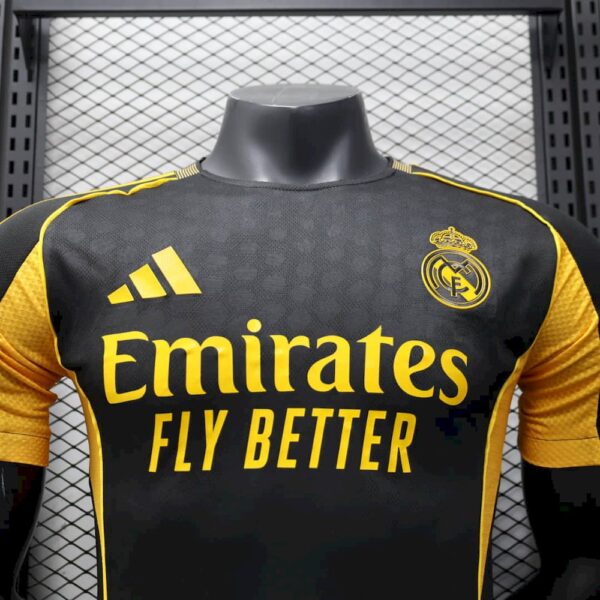 Men's Real Madrid 2025/26 Black Especial Jersey Player Version - Image 5