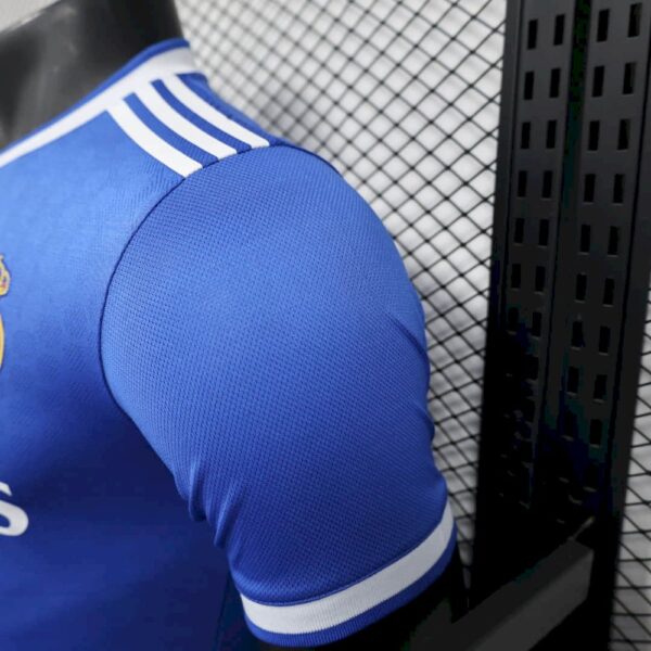 Men's Real Madrid 2025/26 Third Jersey Player Version - Image 9