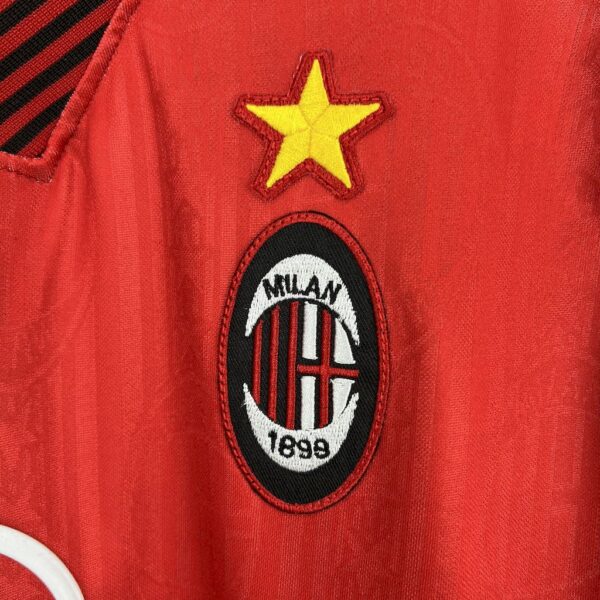 Retro AC Milan 1998/99 Away Red Jersey - Image 6