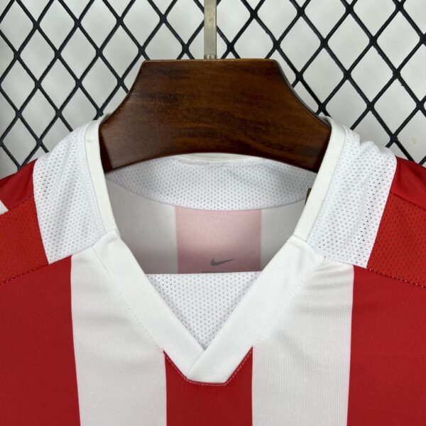 Retro Atletico Madrid 2002/03 Home Jersey - Image 8