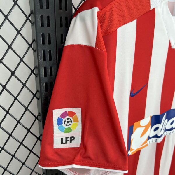 Retro Atletico Madrid 2002/03 Home Jersey - Image 4