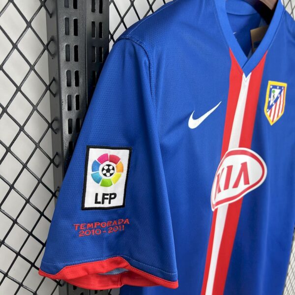 Retro Atletico Madrid 20101/1 Away Jersey - Image 6