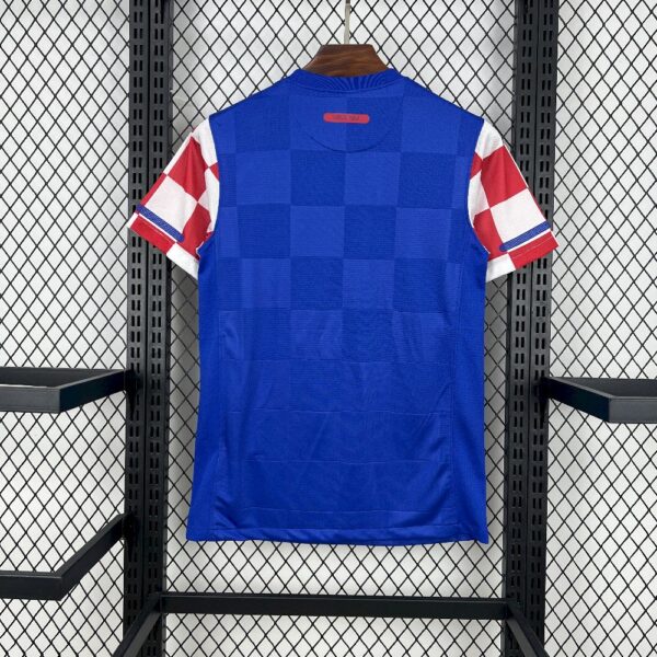 Retro Croatia 2010 Away Jersey - Image 2