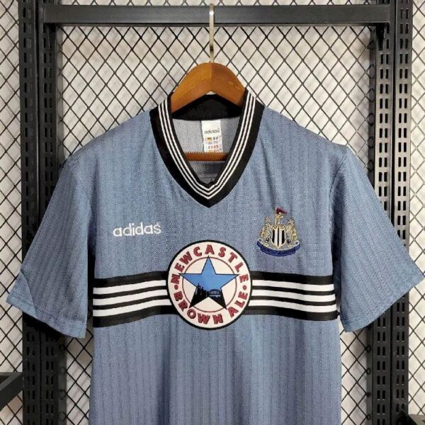 Retro Newcastle United 1996/97 Away Jersey - Image 9