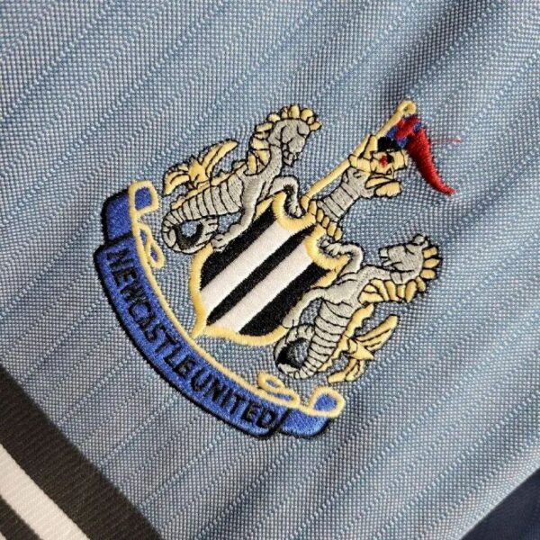 Retro Newcastle United 1996/97 Away Jersey - Image 4