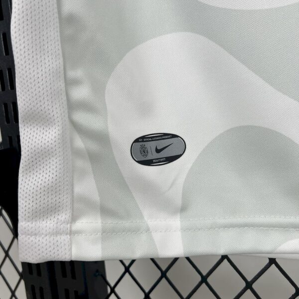 Men's Sporting CP 2025/26 Whtie Away Jersey - Image 7