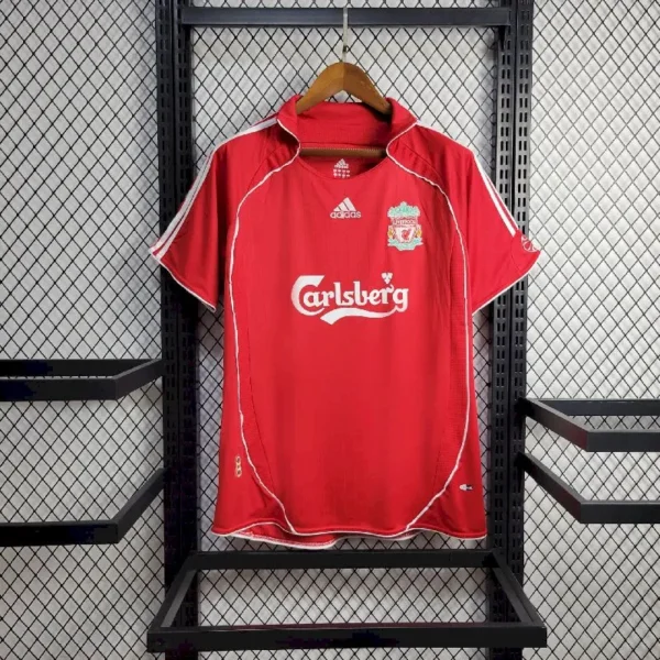 Retro Liverpool 2006/07 Home Jersey - Image 2