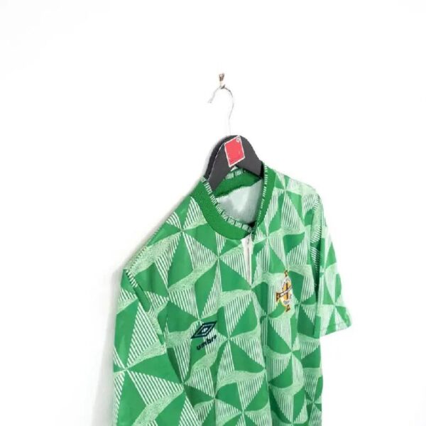 Retro Northern Ireland 1990/1992 Home Jersey - Image 5